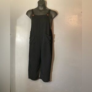 Black sleeveless Women's jumpsuit